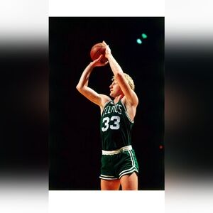 NEW! LARRY BIRD 8.5x11 ULTRA GLOSSY BOSTON CELTICS🍀OLD SCHOOL BASKETBALL POSTER